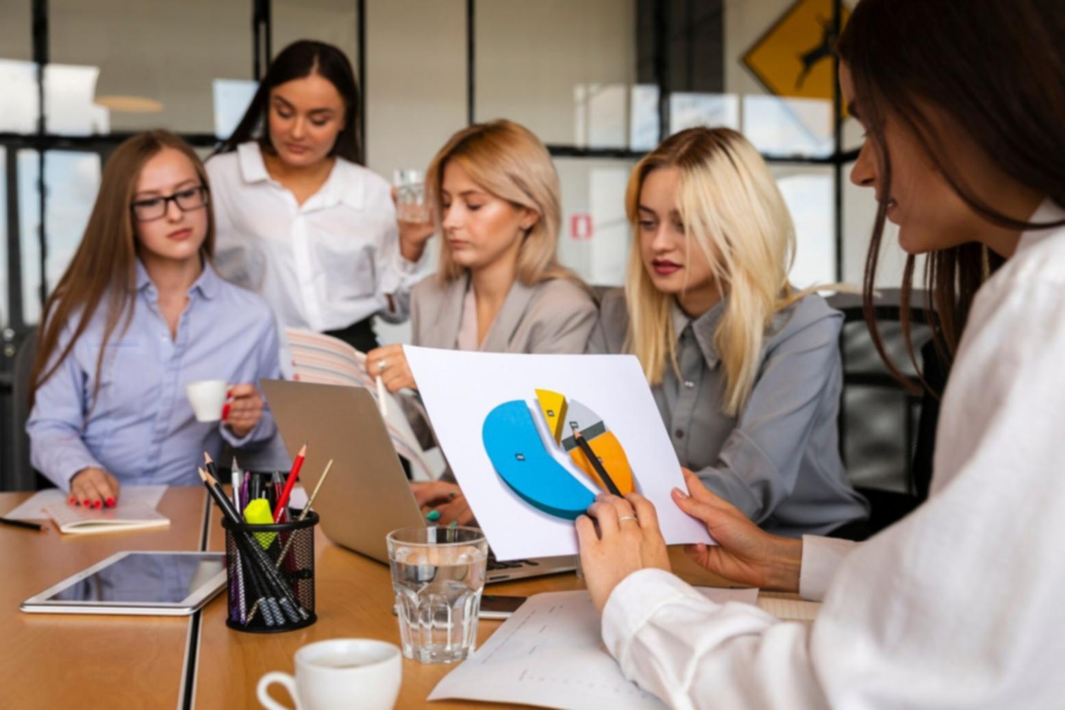 Sesión práctica de formación en hábitos financieros saludables